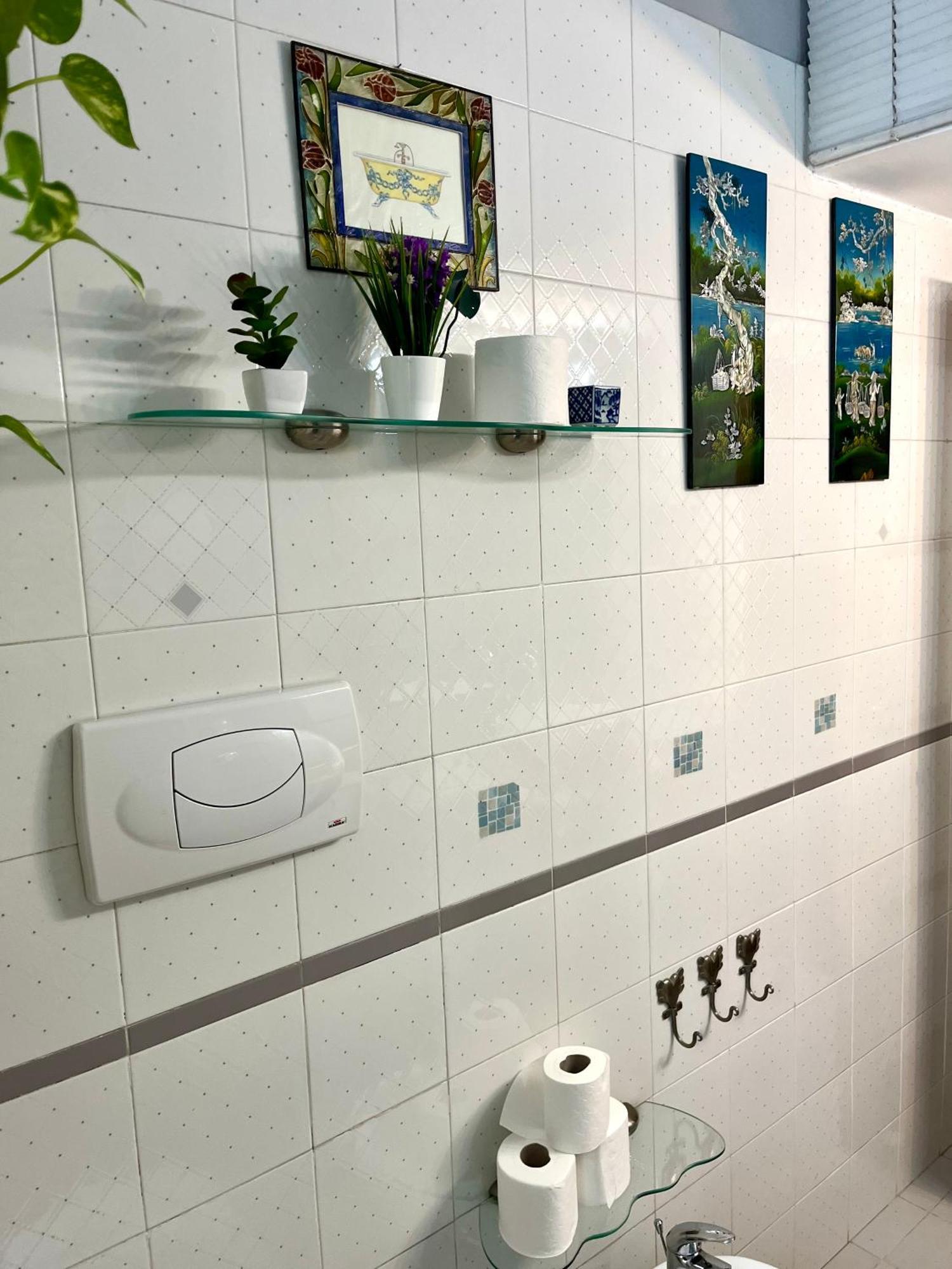 Casa Vacanze Seahorse ซาแลร์โน ภายนอก รูปภาพ